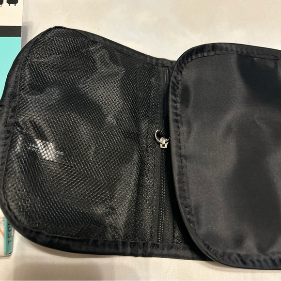 G-Force Tech Accessory Organizer Explore Excellence 8” 4” Bag Adjustable Pouch - Picture 3 of 13